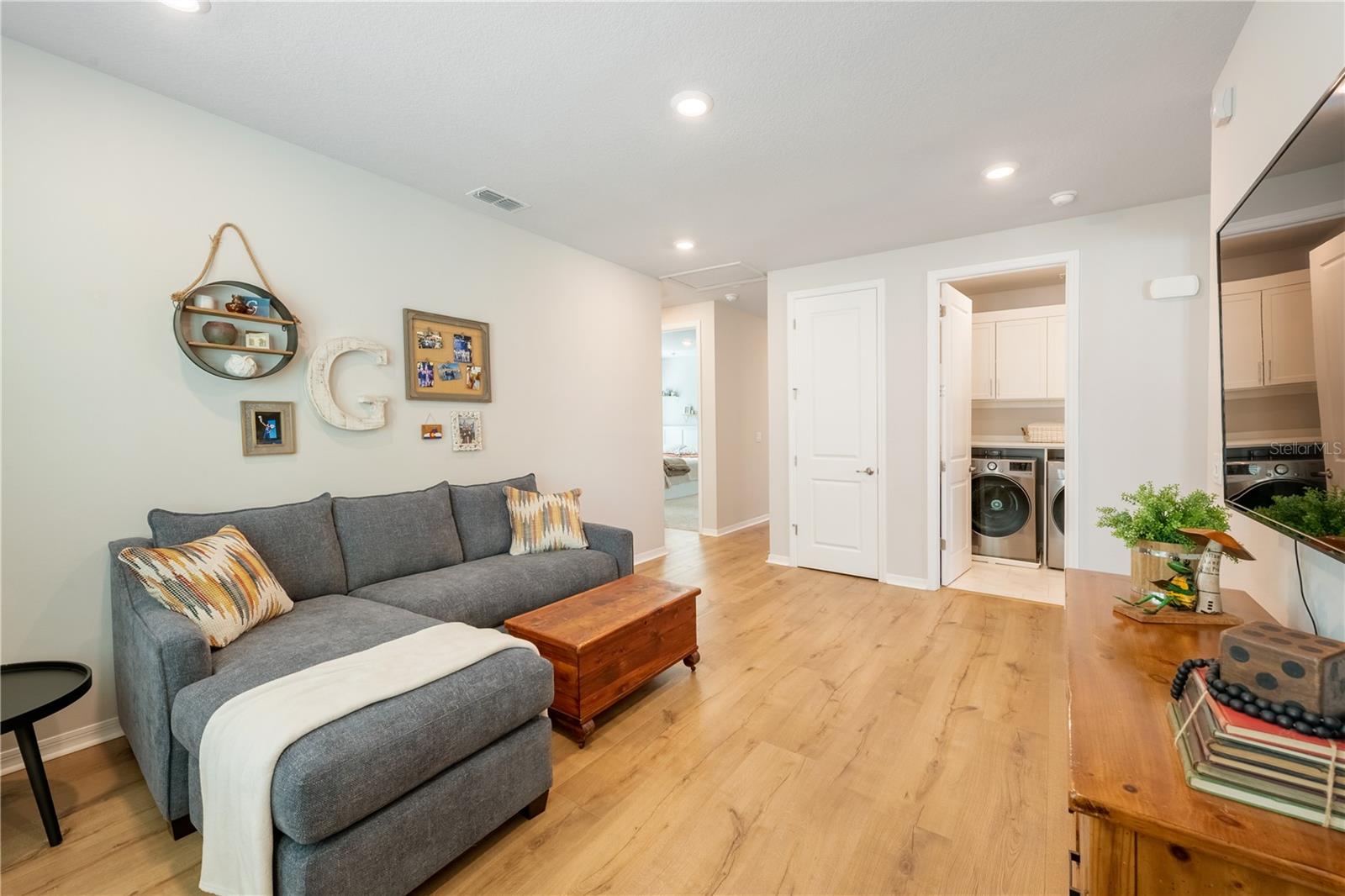 Image 19 of 35 For 934 Mckinnon Square