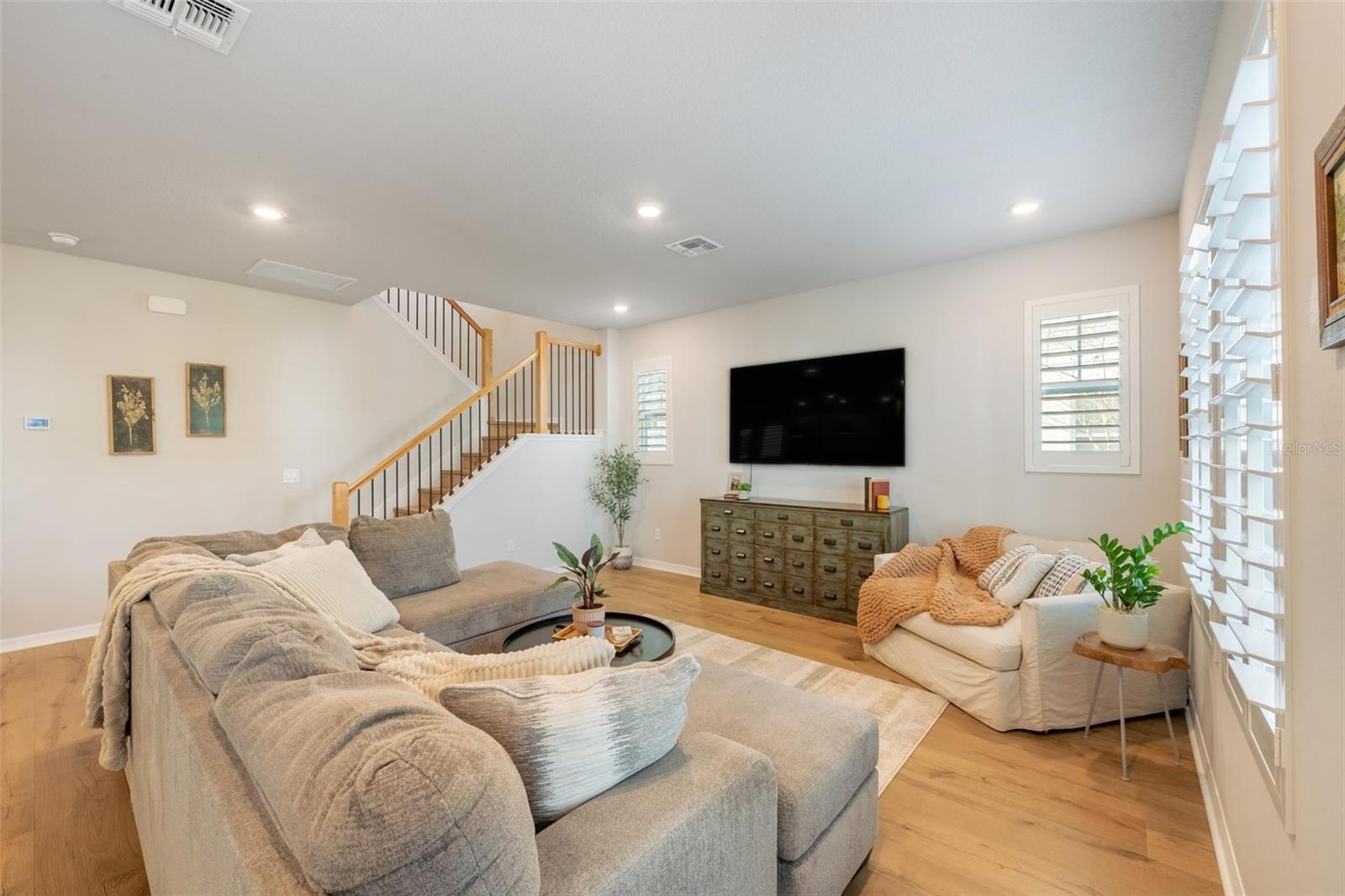 Image 7 of 35 For 934 Mckinnon Square