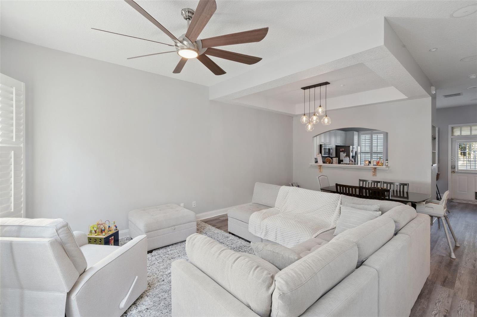 Image 4 of 53 For 629 Mulberry Avenue