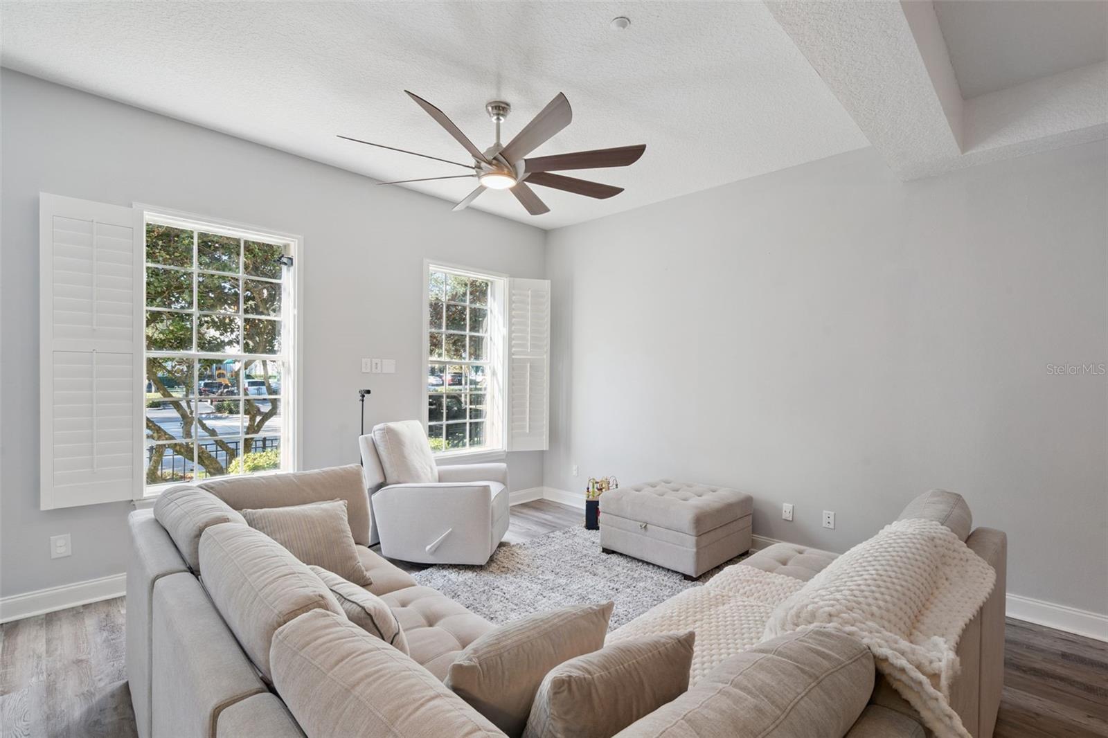 Image 5 of 53 For 629 Mulberry Avenue