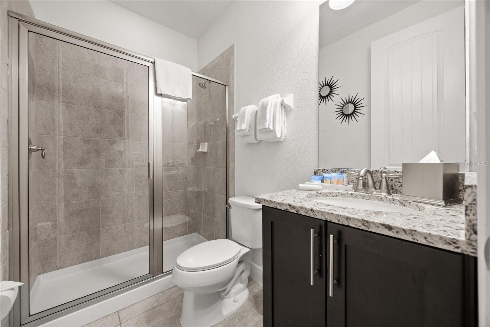 Image 16 of 38 For 300 Pendant Court