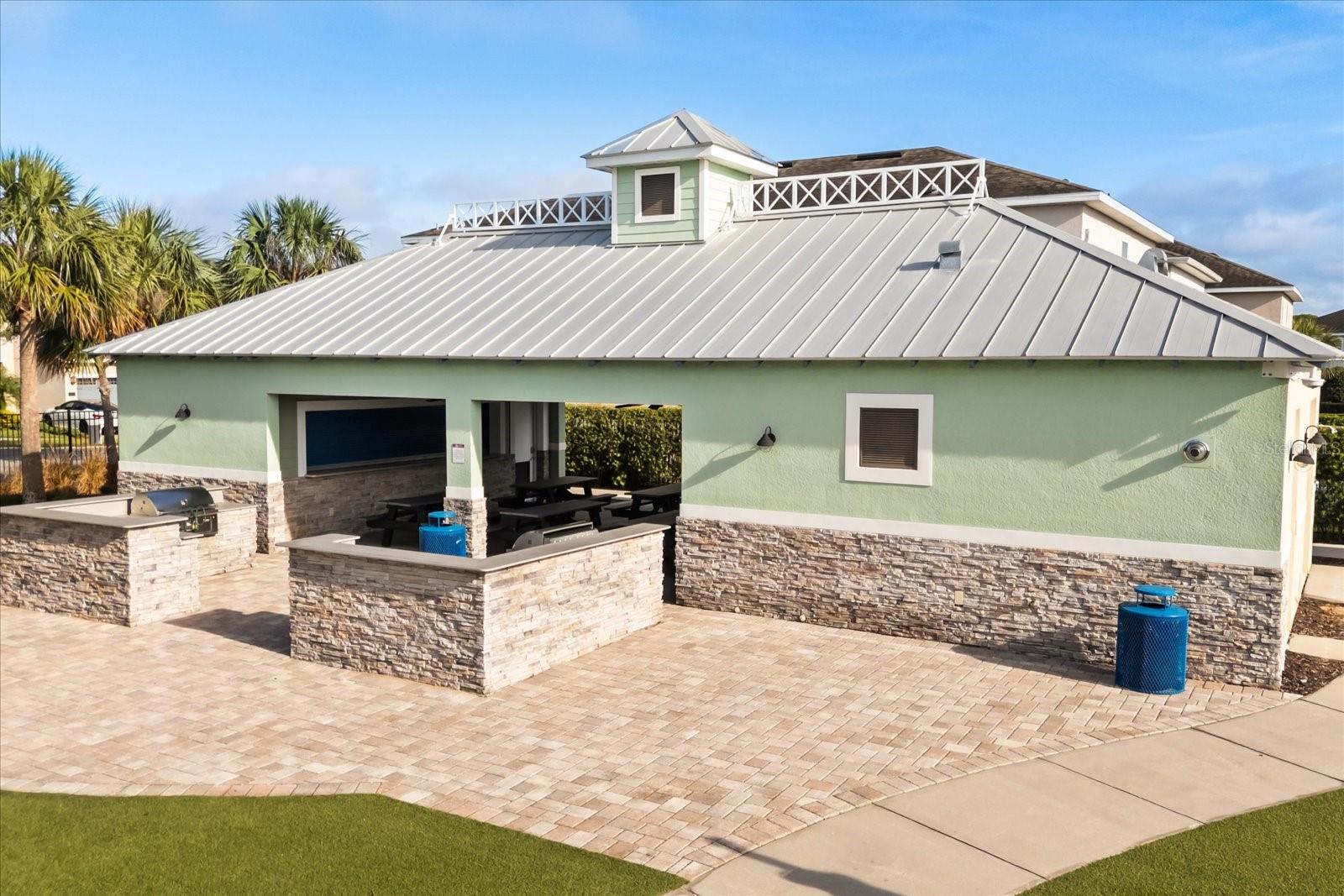 Image 37 of 38 For 300 Pendant Court