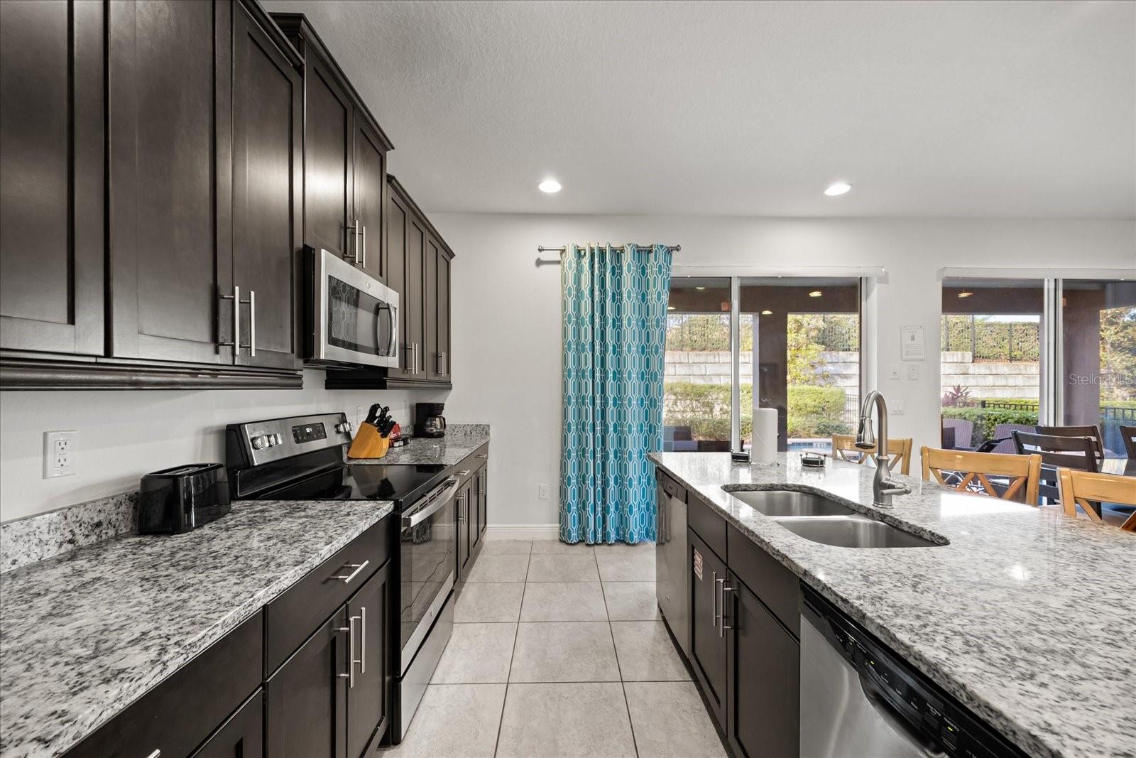 Image 6 of 38 For 300 Pendant Court