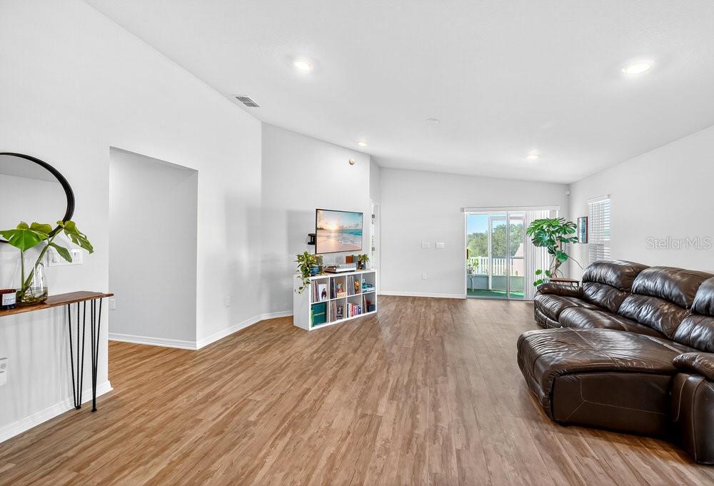 Image 8 of 24 For 1167 Mountain Flower Lane