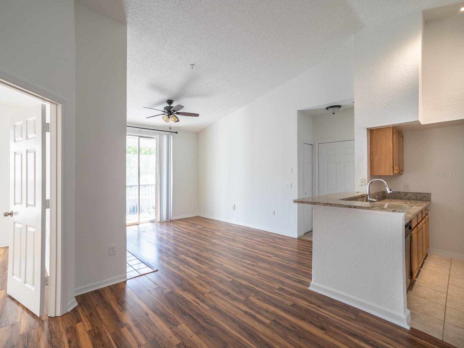 Image 6 of 26 For 8300 Elm Park Drive 738