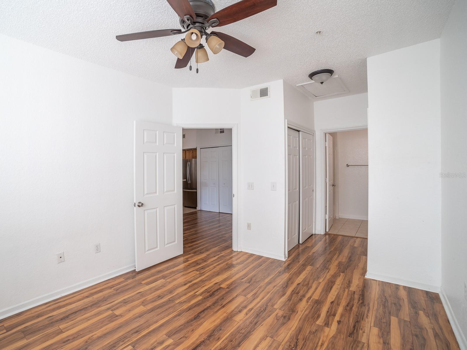 Image 9 of 26 For 8300 Elm Park Drive 738