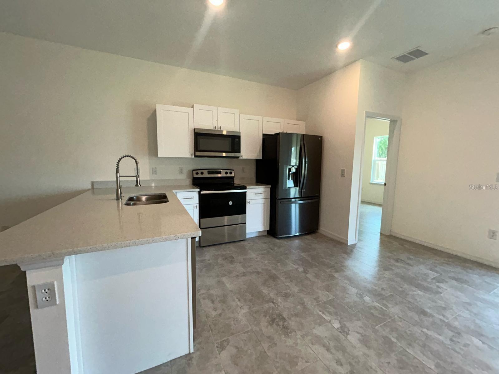 Image 3 of 6 For 1810 Dunbar Street