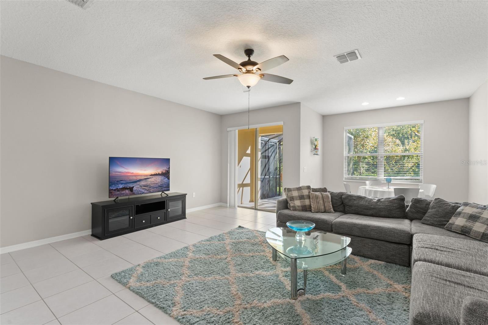 Image 12 of 36 For 2849 Econ Landing Boulevard