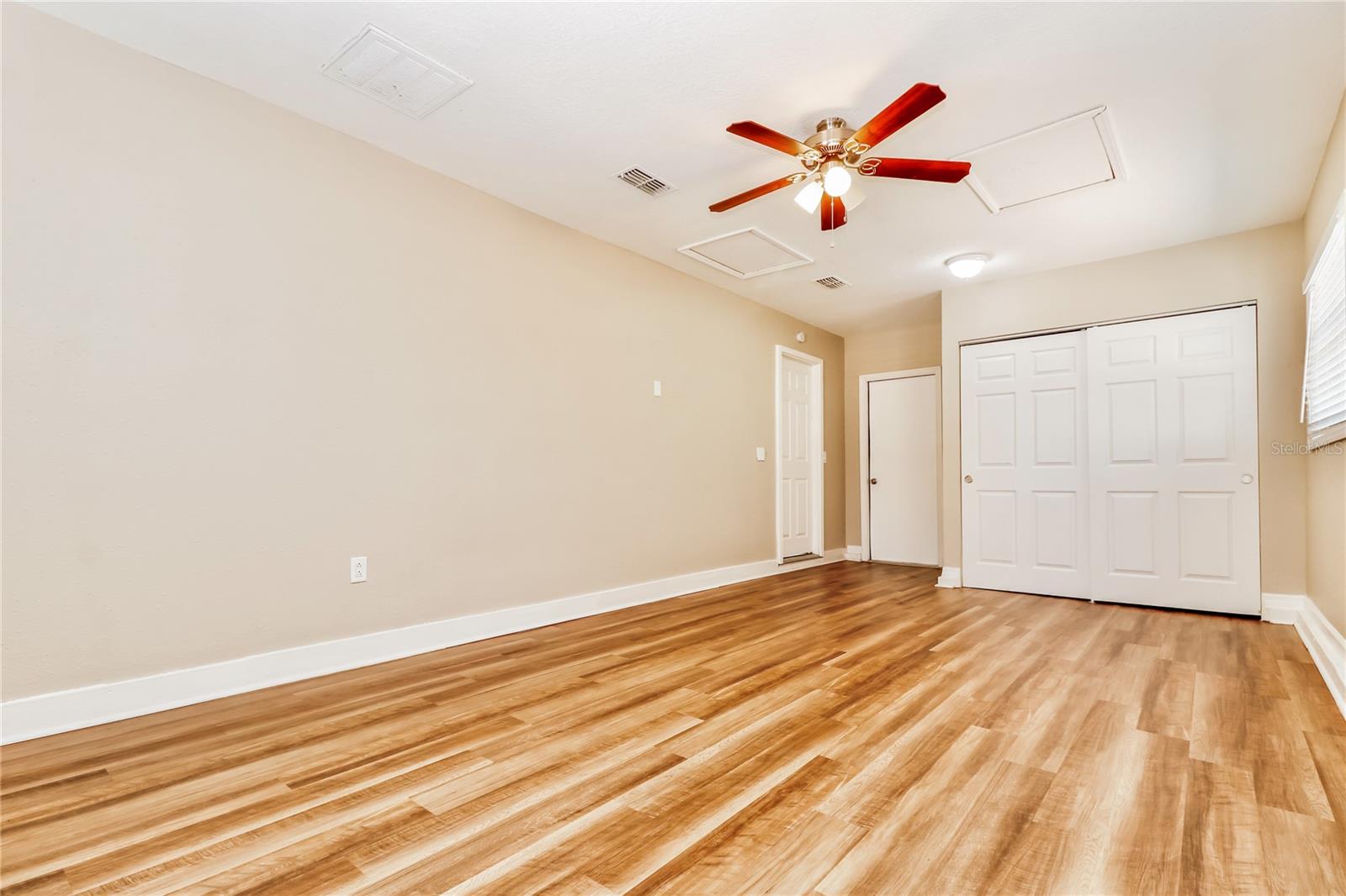 Image 11 of 16 For 1870 Tigerwood Court