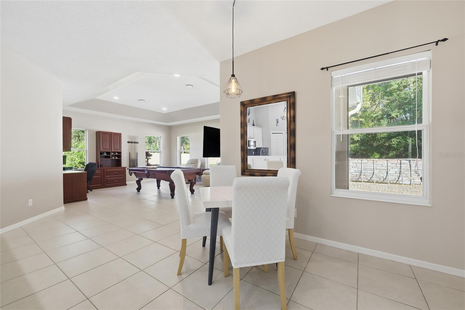 Image 17 of 51 For 4060 Kenvera Loop