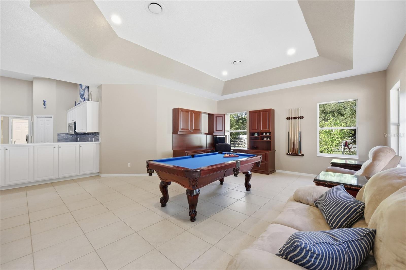 Image 18 of 51 For 4060 Kenvera Loop