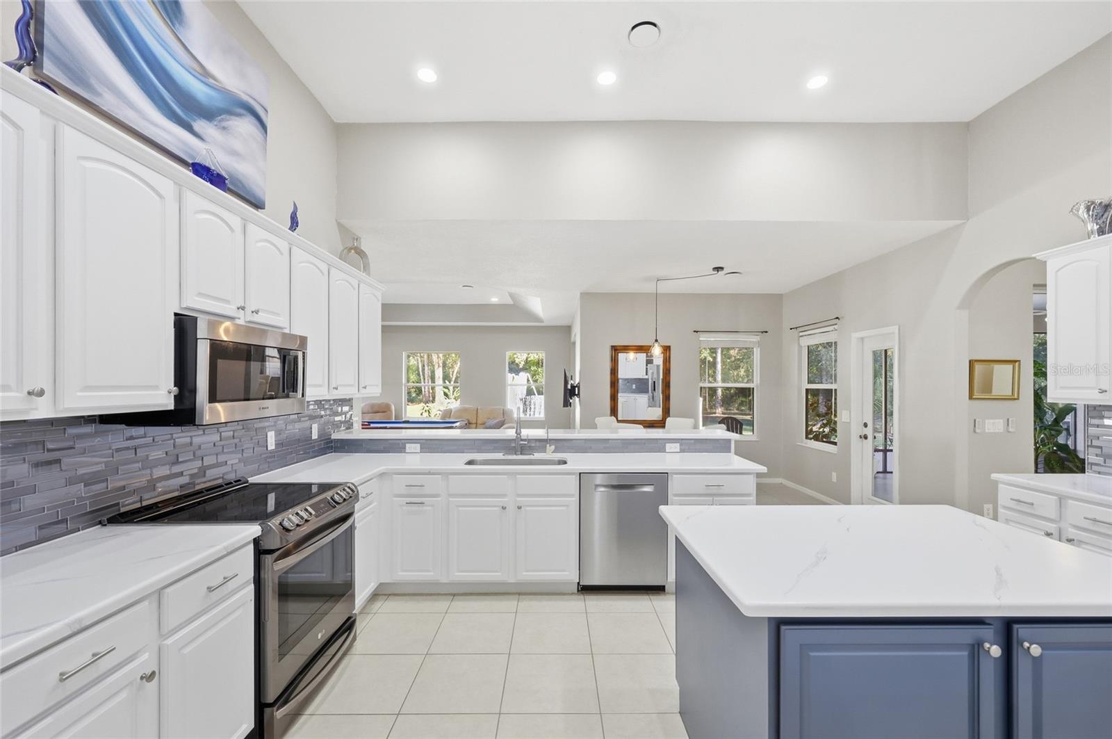 Image 22 of 51 For 4060 Kenvera Loop