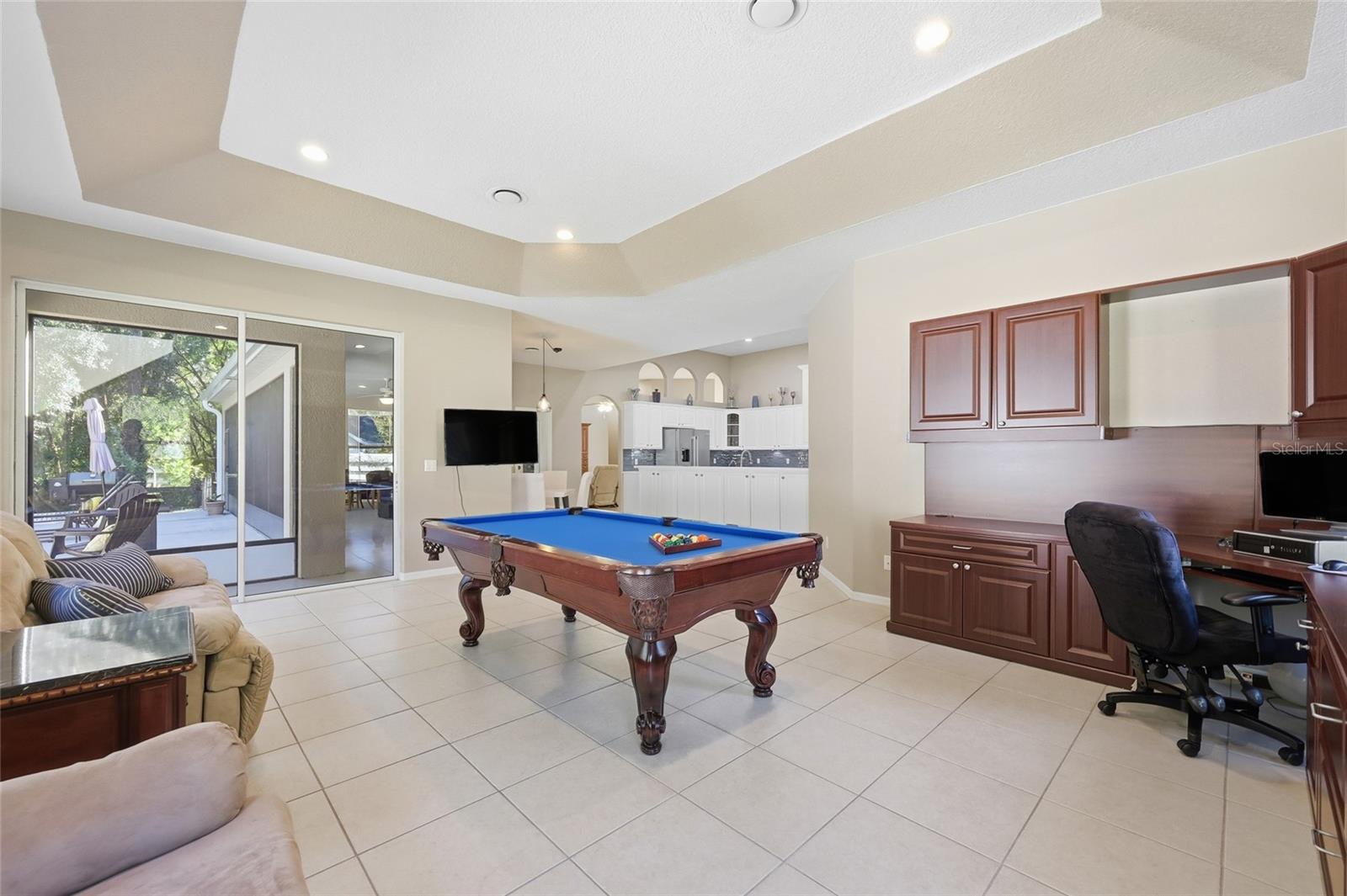 Image 25 of 51 For 4060 Kenvera Loop