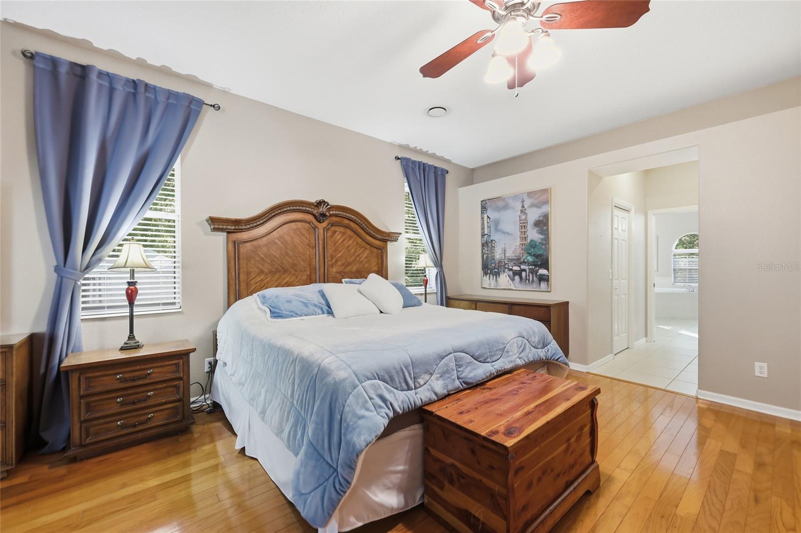 Image 40 of 51 For 4060 Kenvera Loop