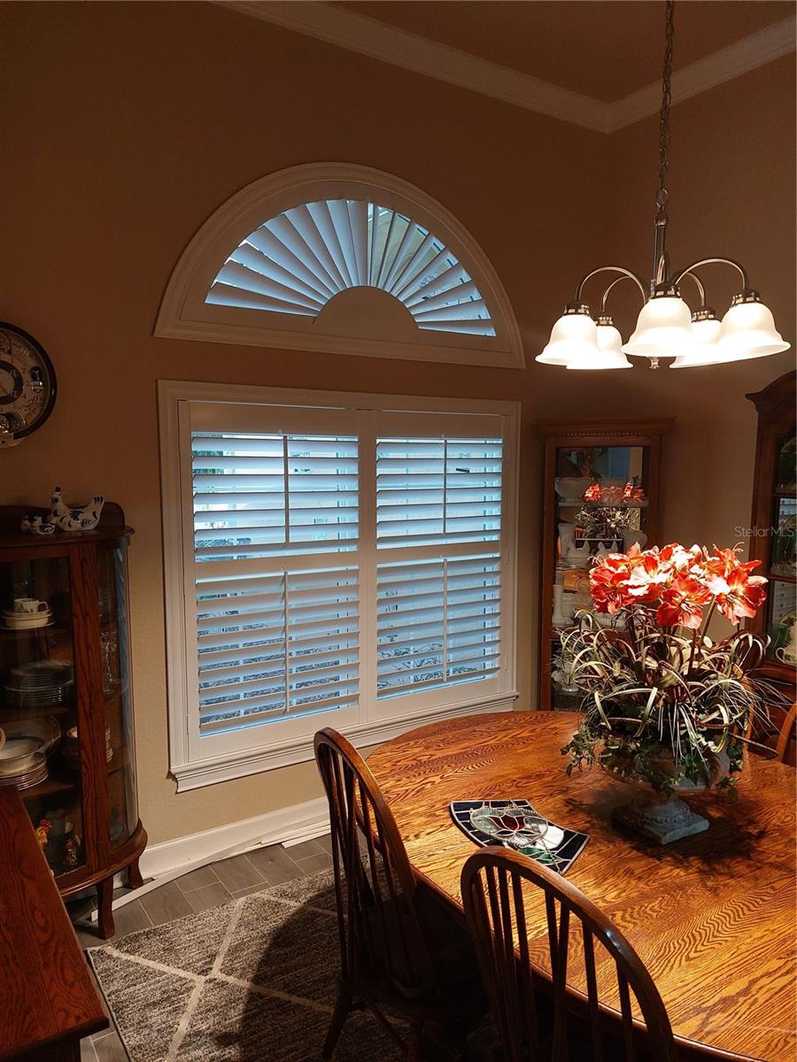 Image 13 of 45 For 116 Raintree Court