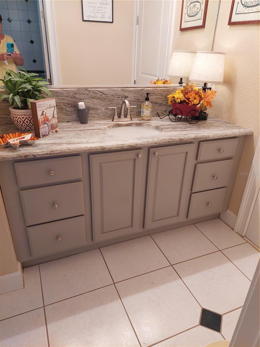 Image 26 of 45 For 116 Raintree Court