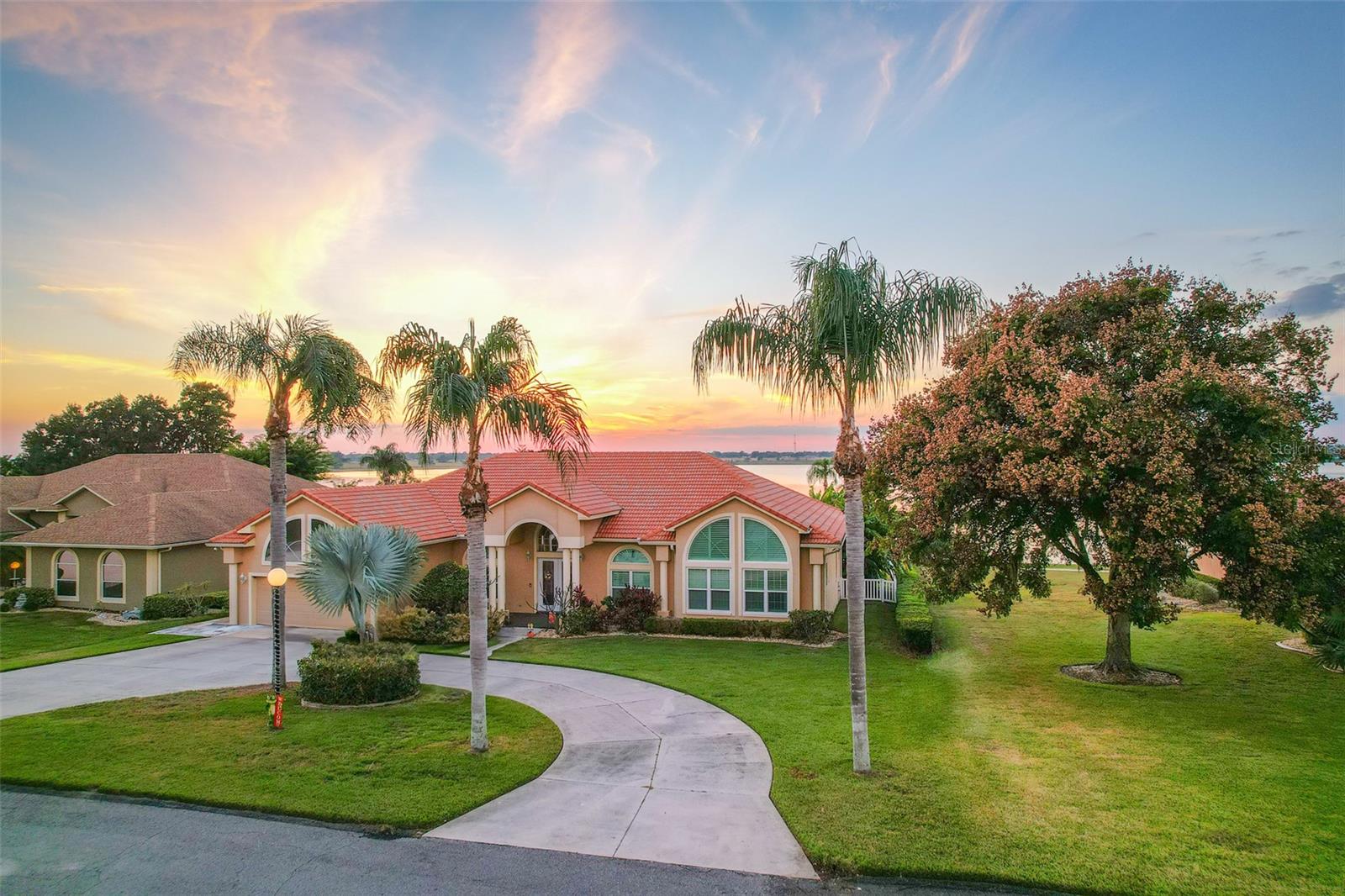 Image 3 of 45 For 116 Raintree Court