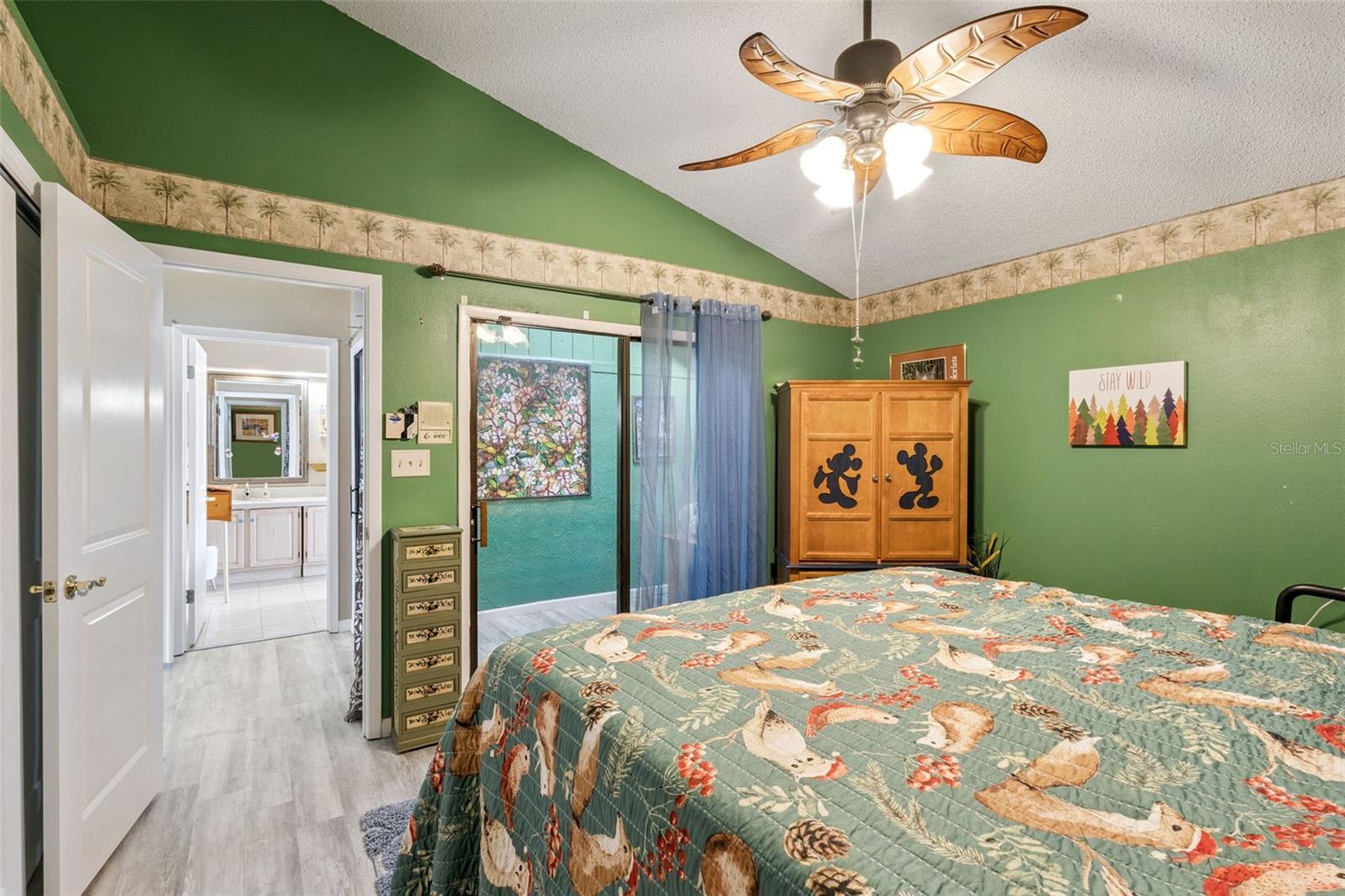 Image 18 of 63 For 5526 Deepdale Drive