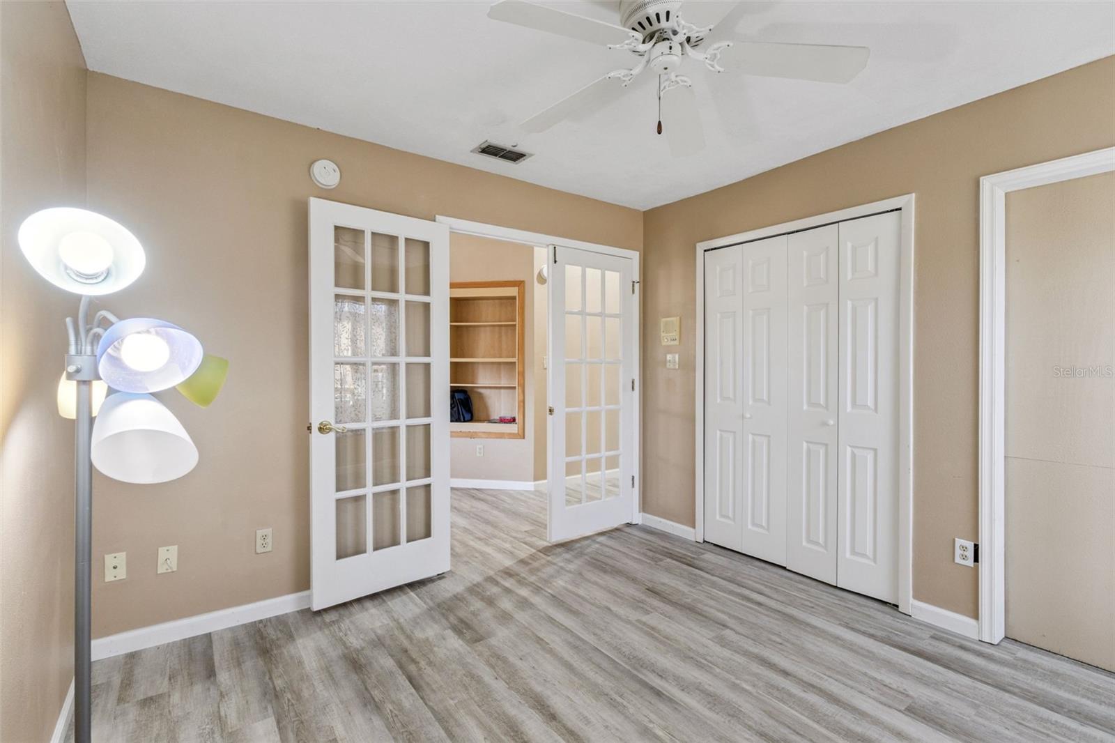 Image 26 of 63 For 5526 Deepdale Drive