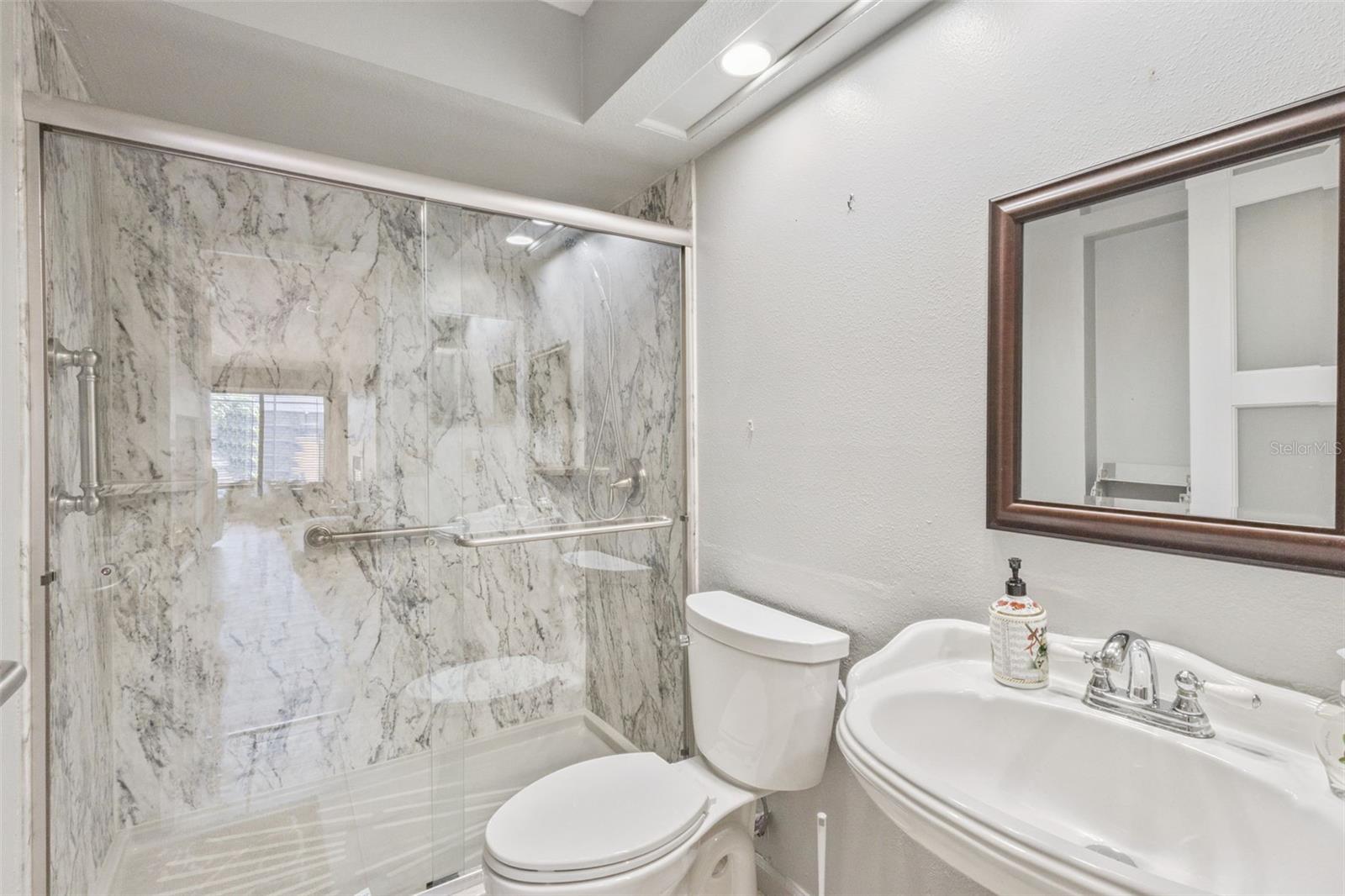 Image 31 of 63 For 5526 Deepdale Drive