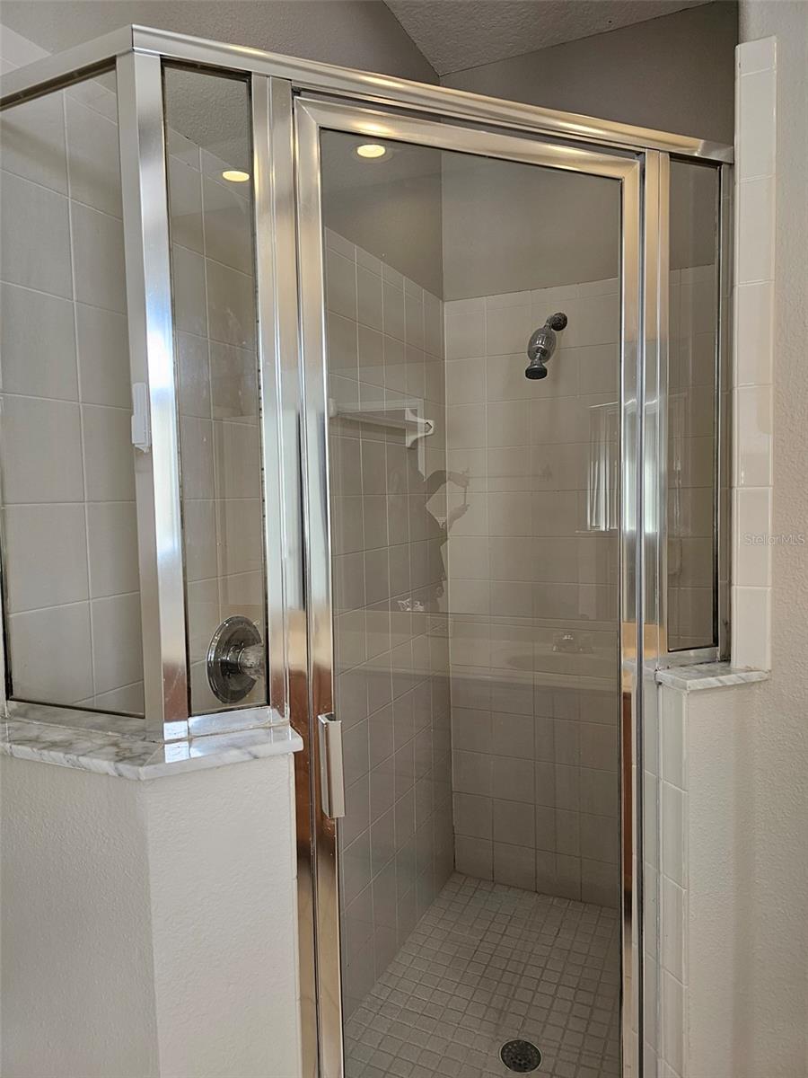 Image 13 of 29 For 14442 Huntcliff Park Way