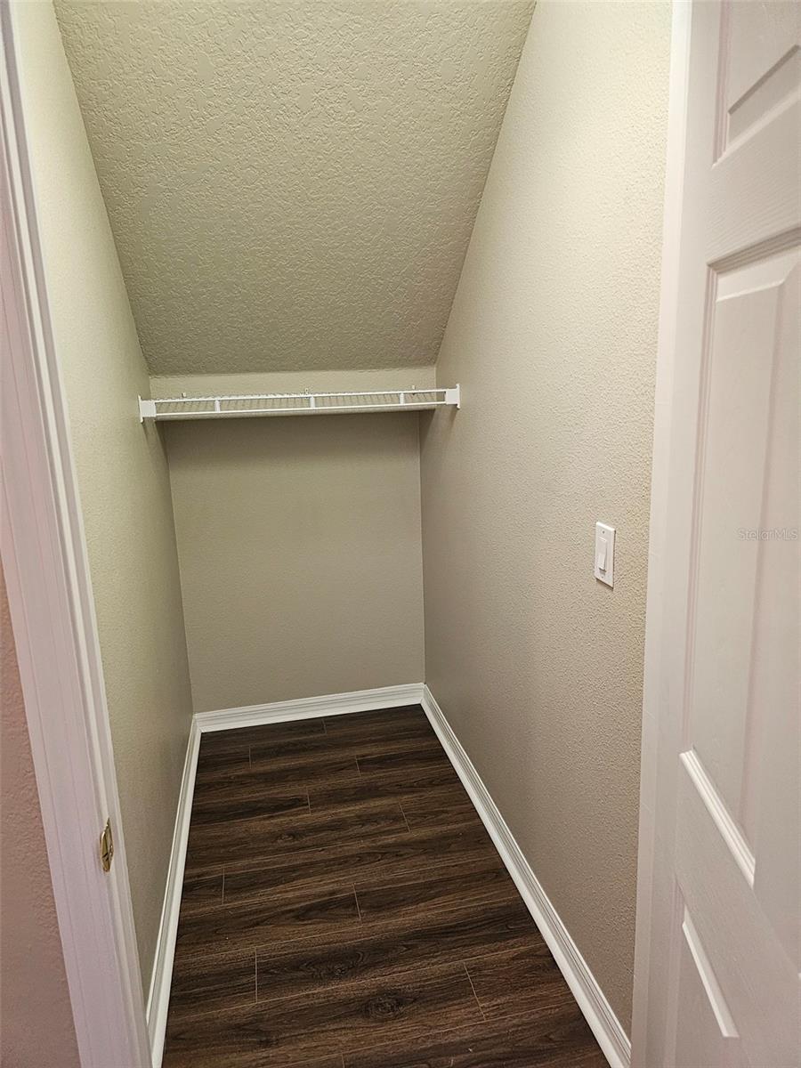 Image 16 of 29 For 14442 Huntcliff Park Way