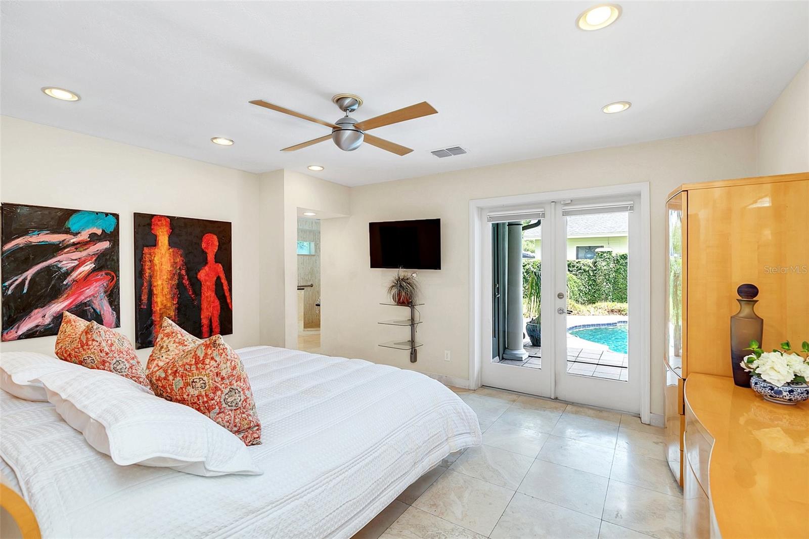 Image 19 of 30 For 2632 Mandan Trail