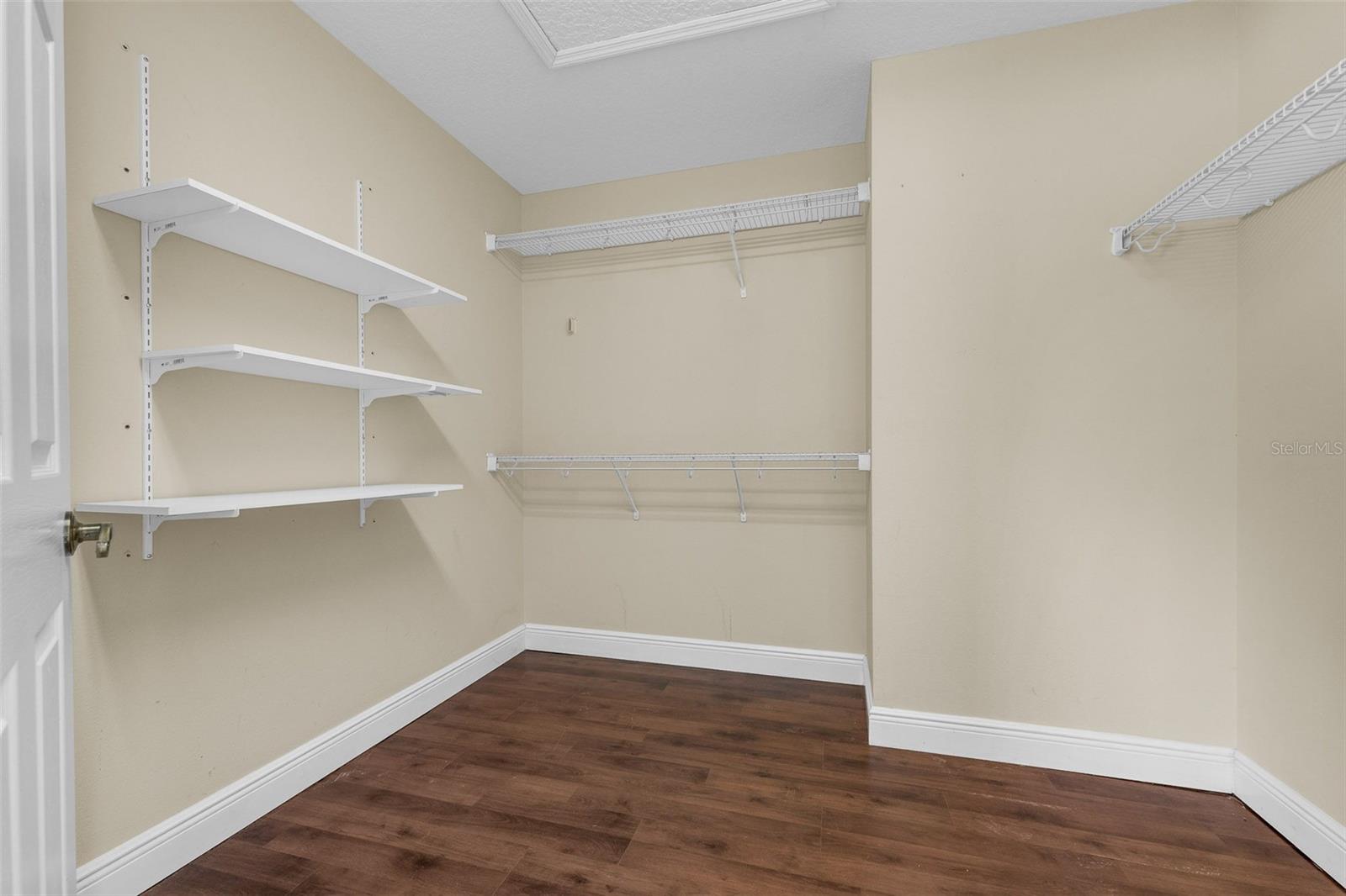 Image 24 of 63 For 14649 Old Thicket Trace