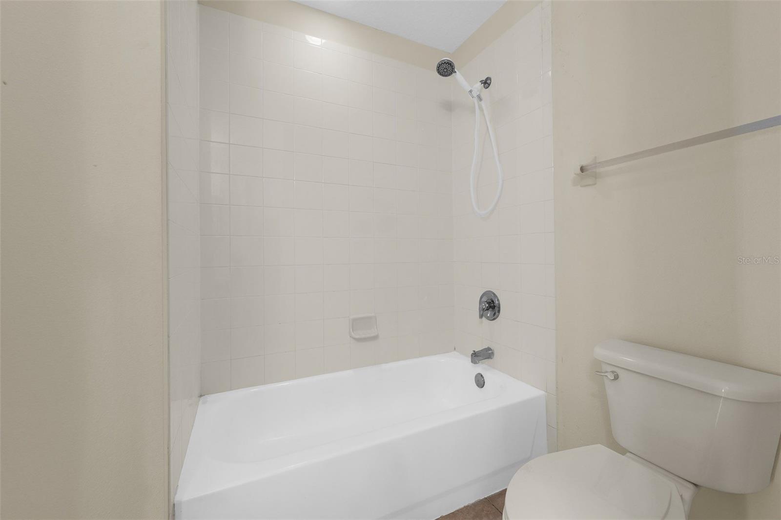 Image 28 of 63 For 14649 Old Thicket Trace