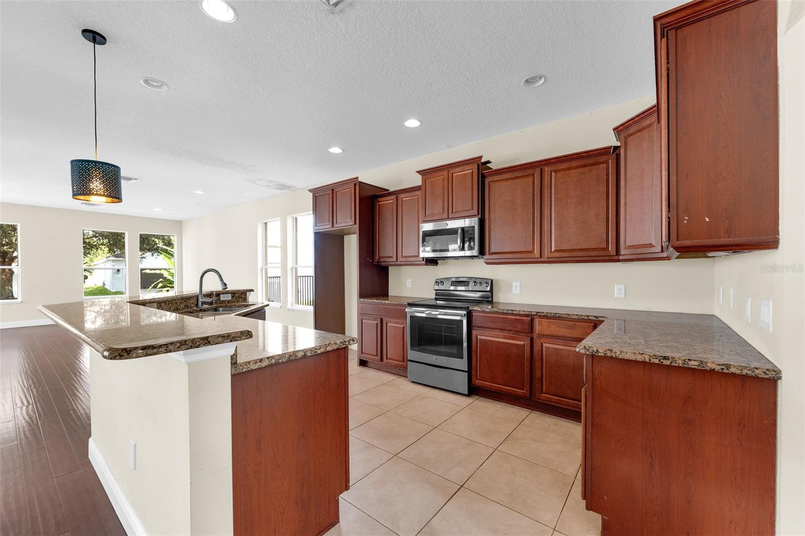 Image 6 of 63 For 14649 Old Thicket Trace