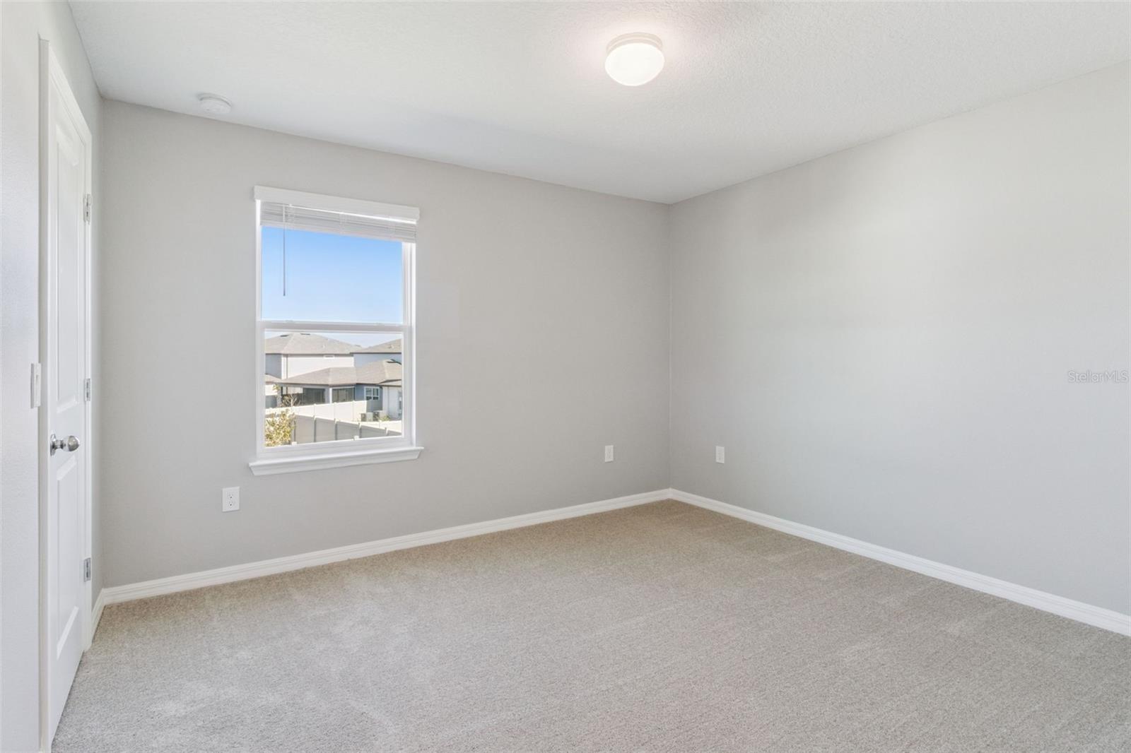 Image 12 of 20 For 1087 Silverlake Boulevard