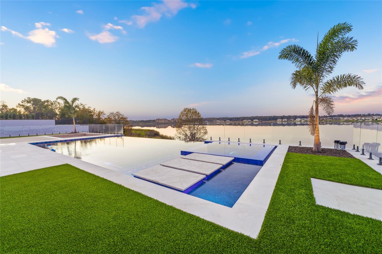 Image 52 of 58 For 15125 Pendio Drive