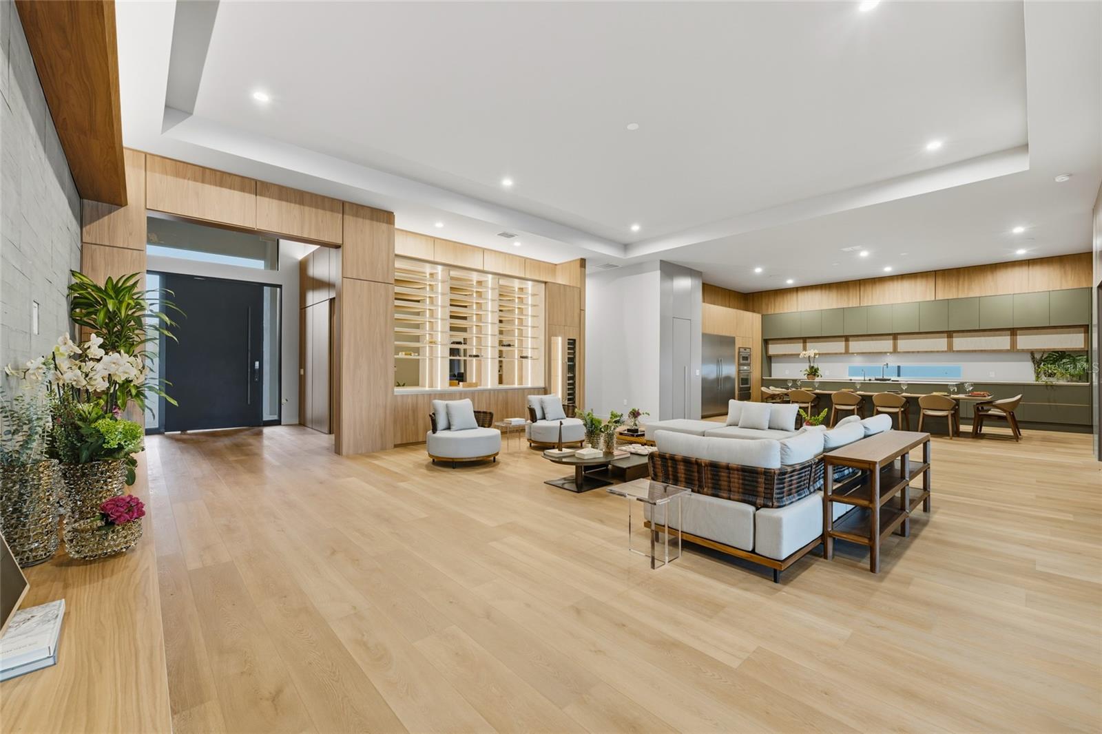 Image 8 of 58 For 15125 Pendio Drive