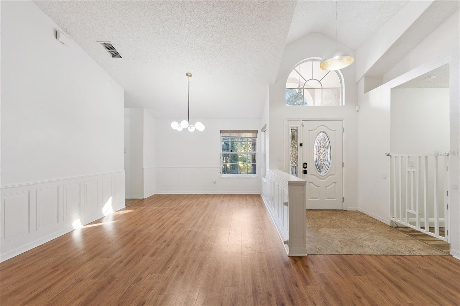 Image 12 of 64 For 720 Swaying Pine Way