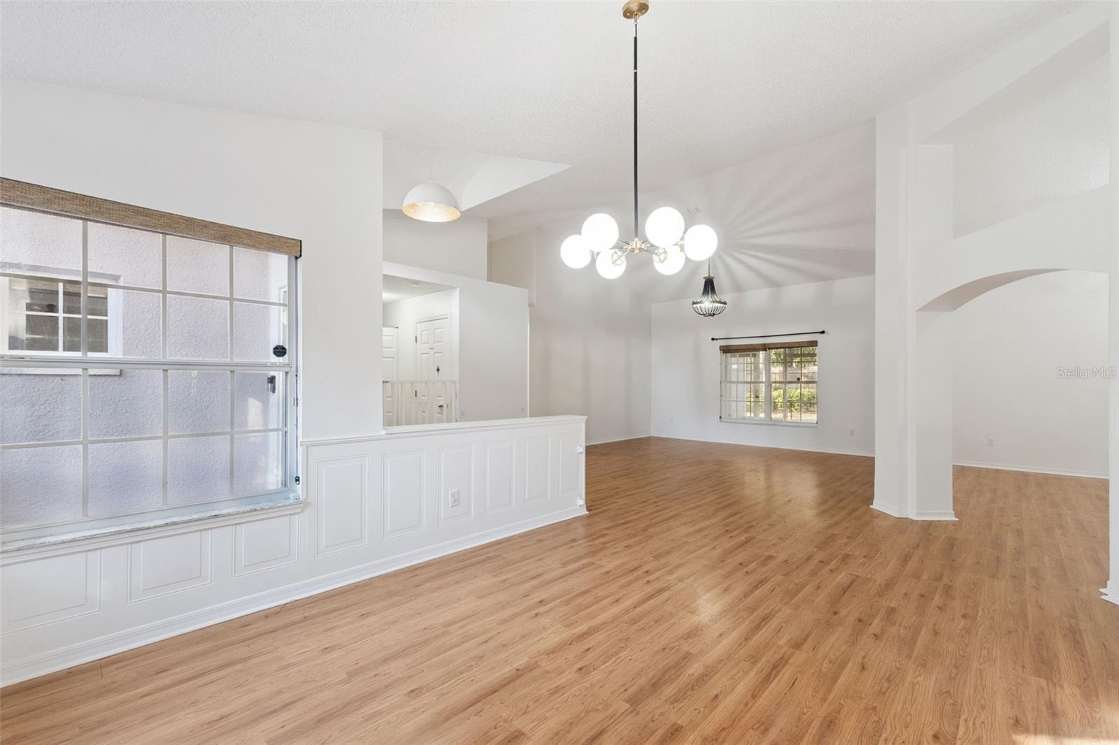 Image 15 of 64 For 720 Swaying Pine Way