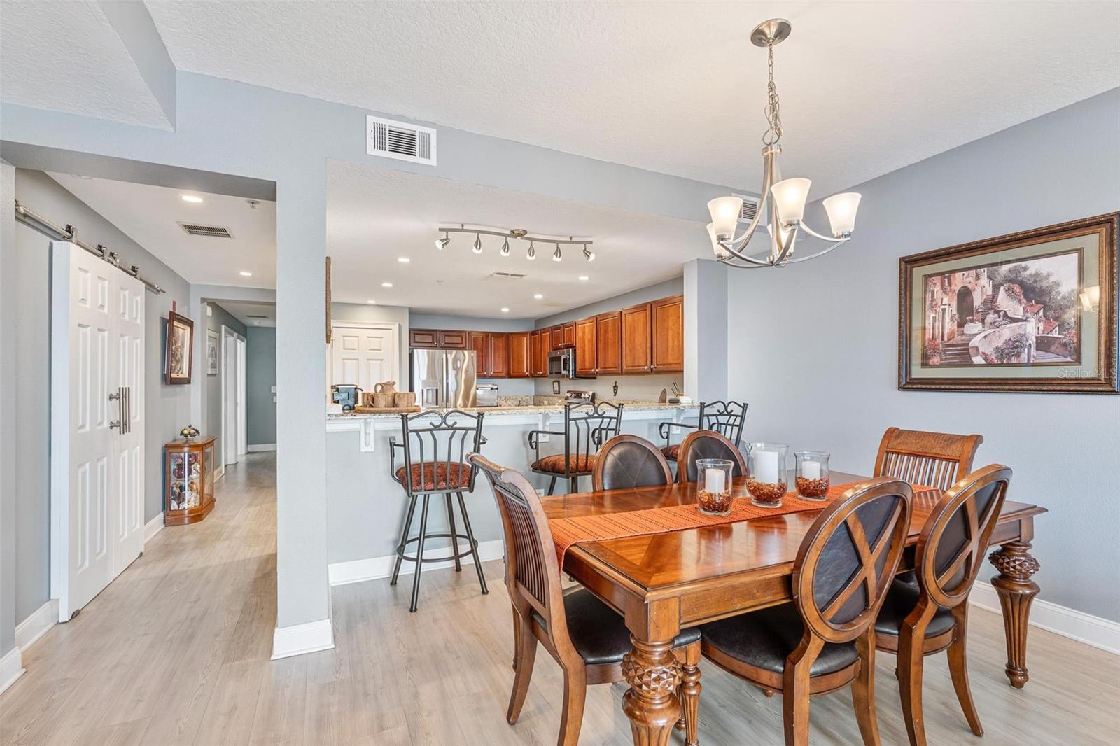 Image 22 of 62 For 225 Seminole Boulevard 208