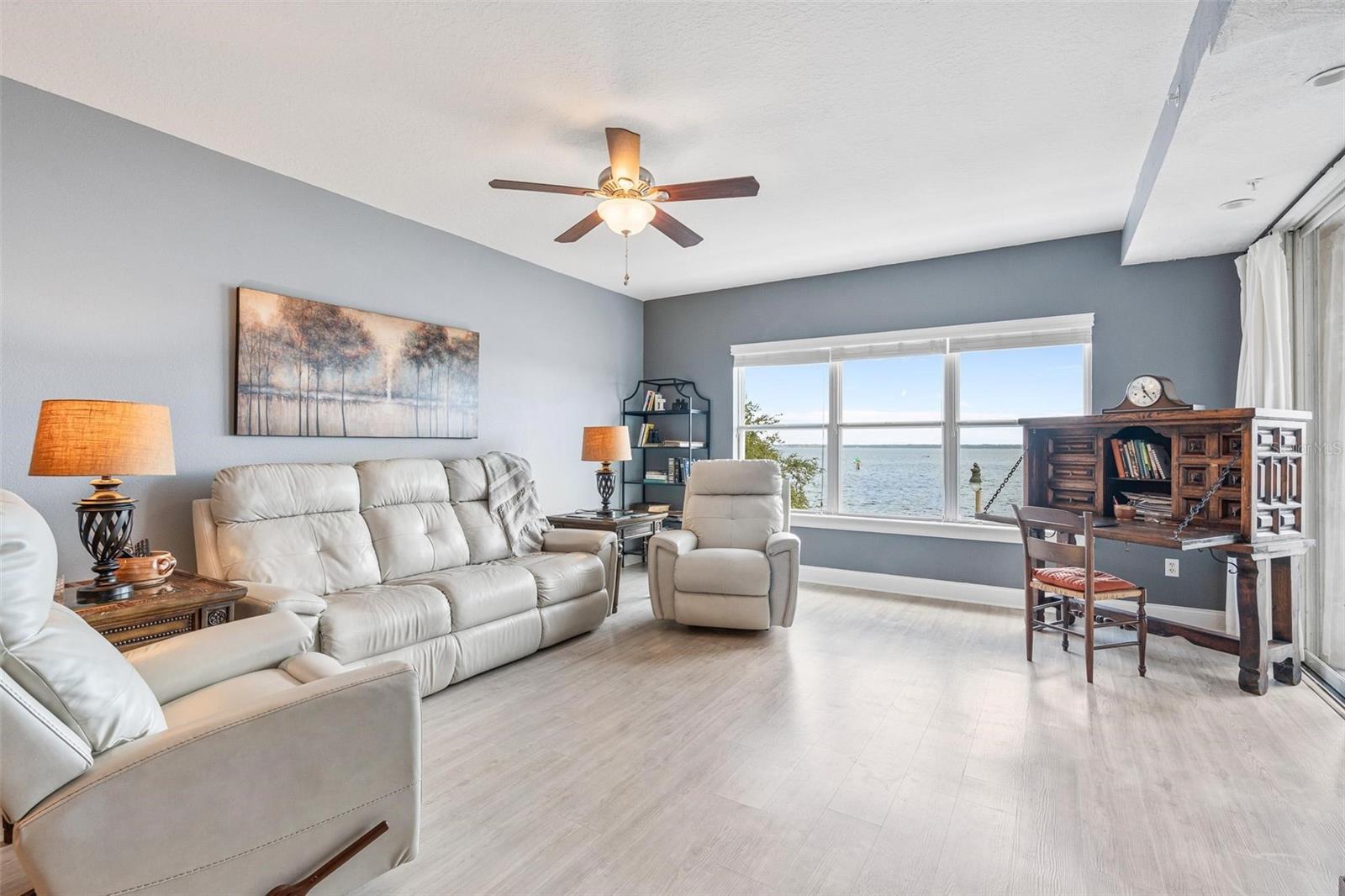 Image 23 of 62 For 225 Seminole Boulevard 208