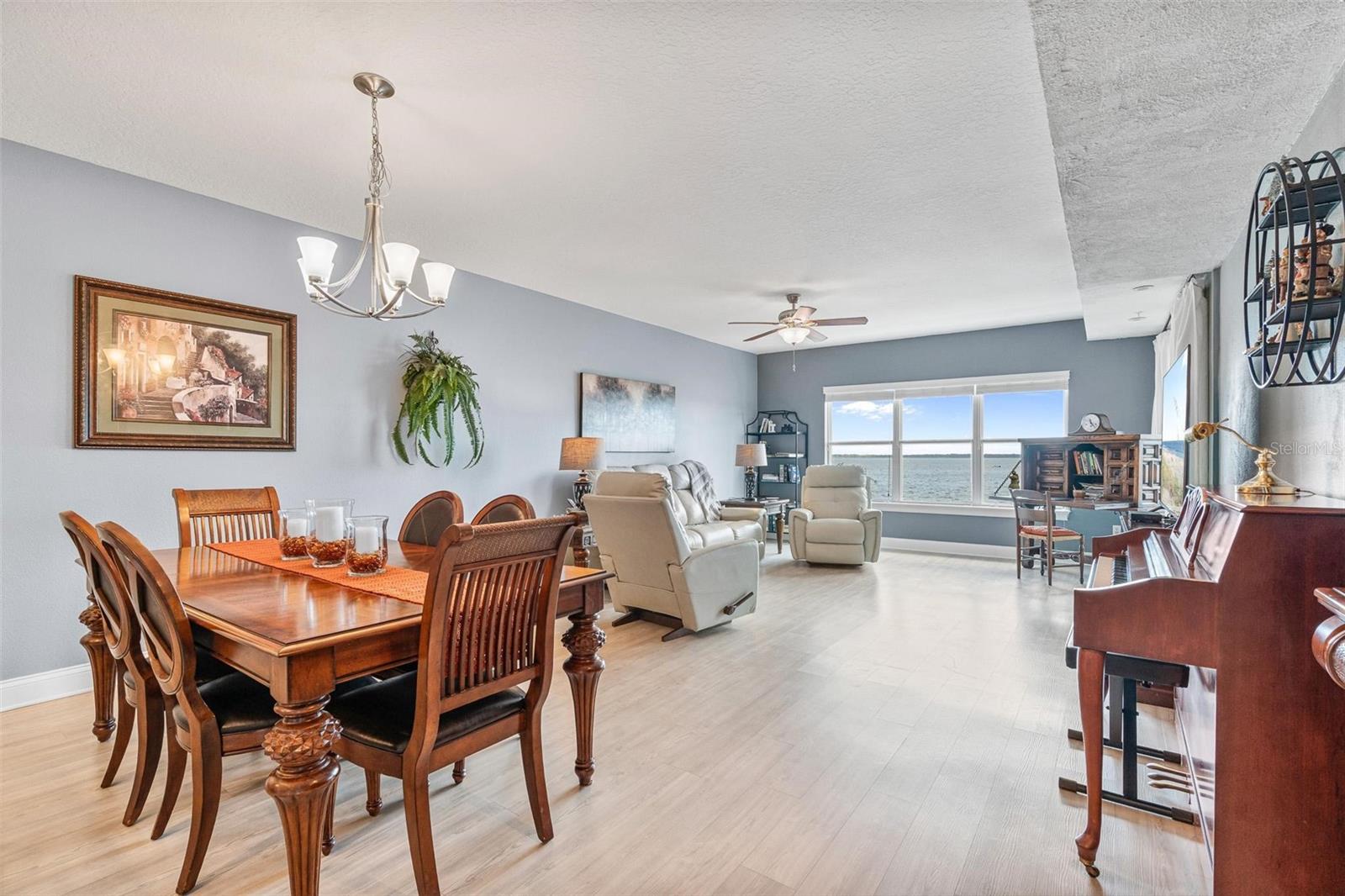 Image 26 of 62 For 225 Seminole Boulevard 208