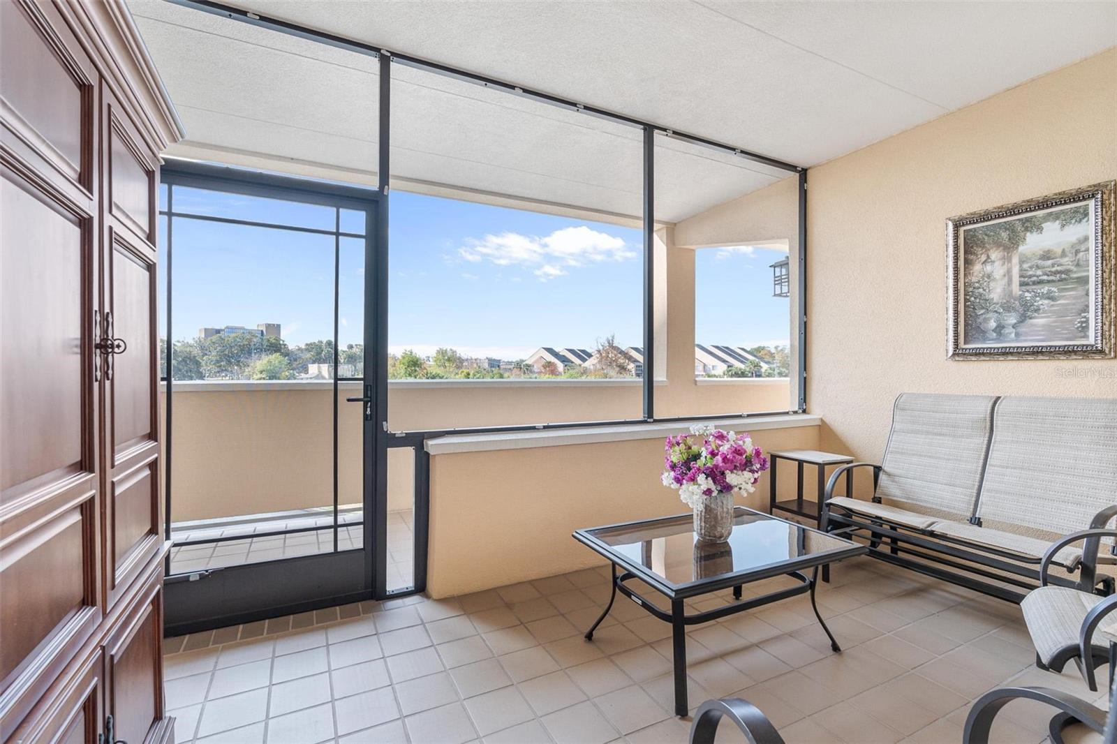 Image 35 of 62 For 225 Seminole Boulevard 208