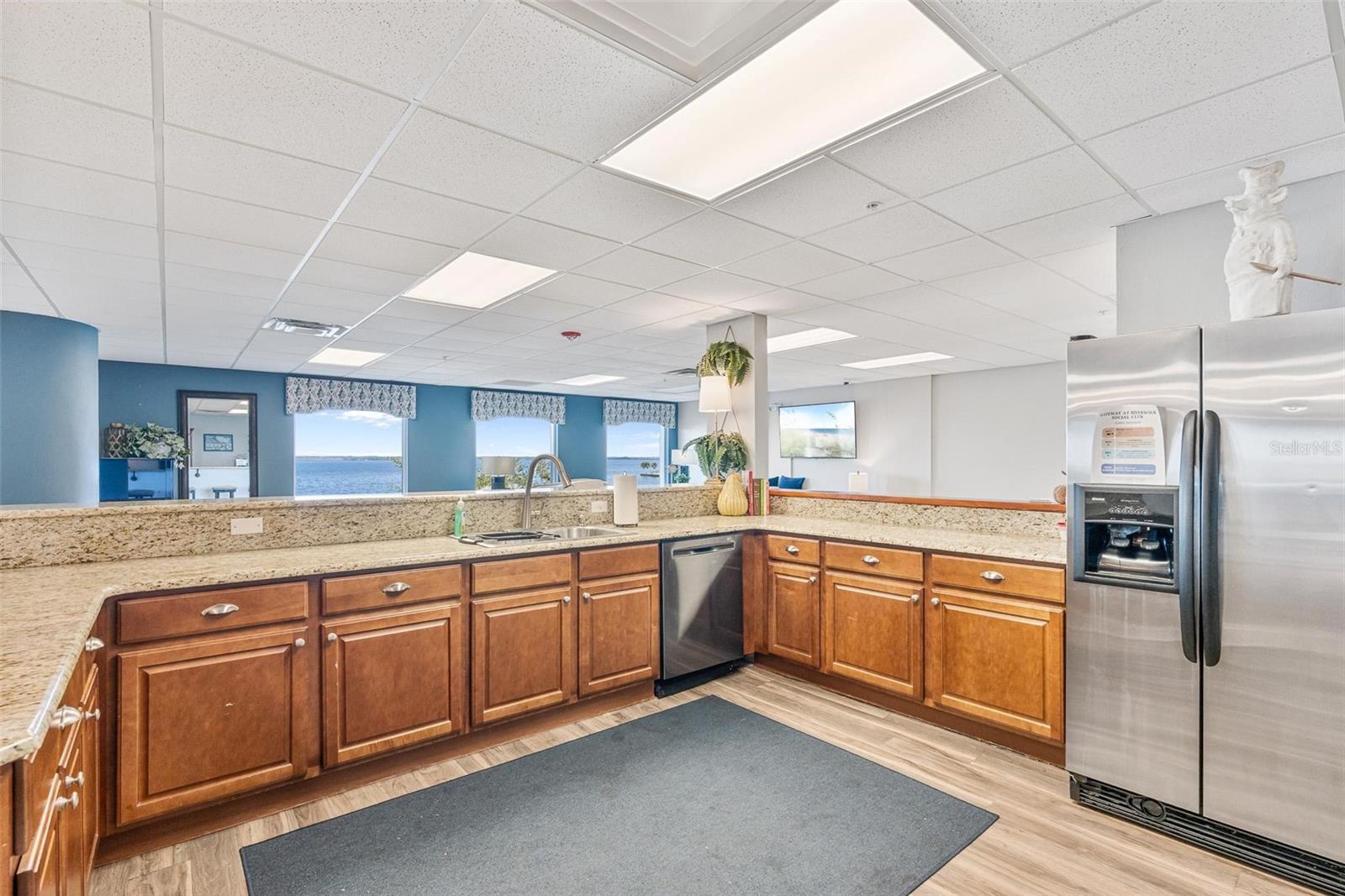 Image 43 of 62 For 225 Seminole Boulevard 208