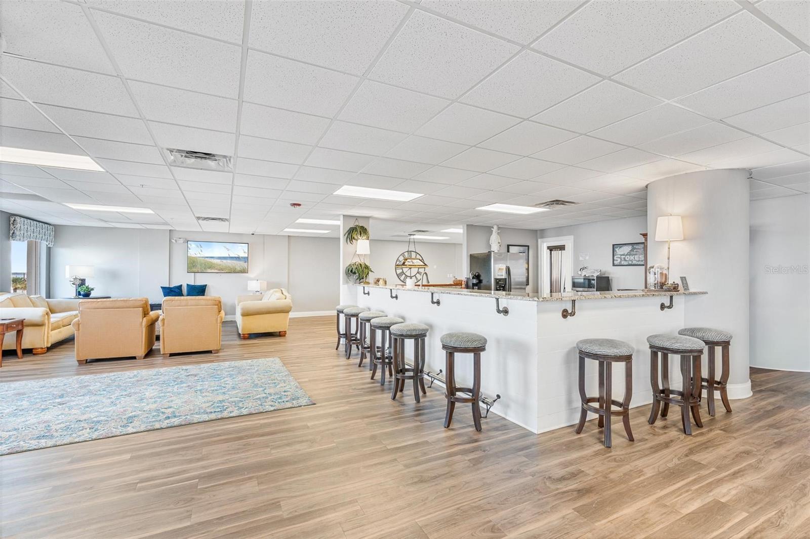 Image 44 of 62 For 225 Seminole Boulevard 208