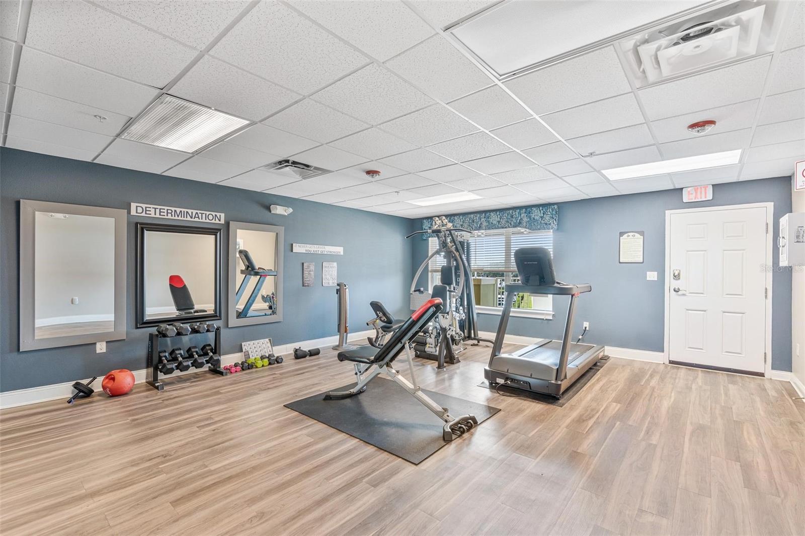 Image 45 of 62 For 225 Seminole Boulevard 208