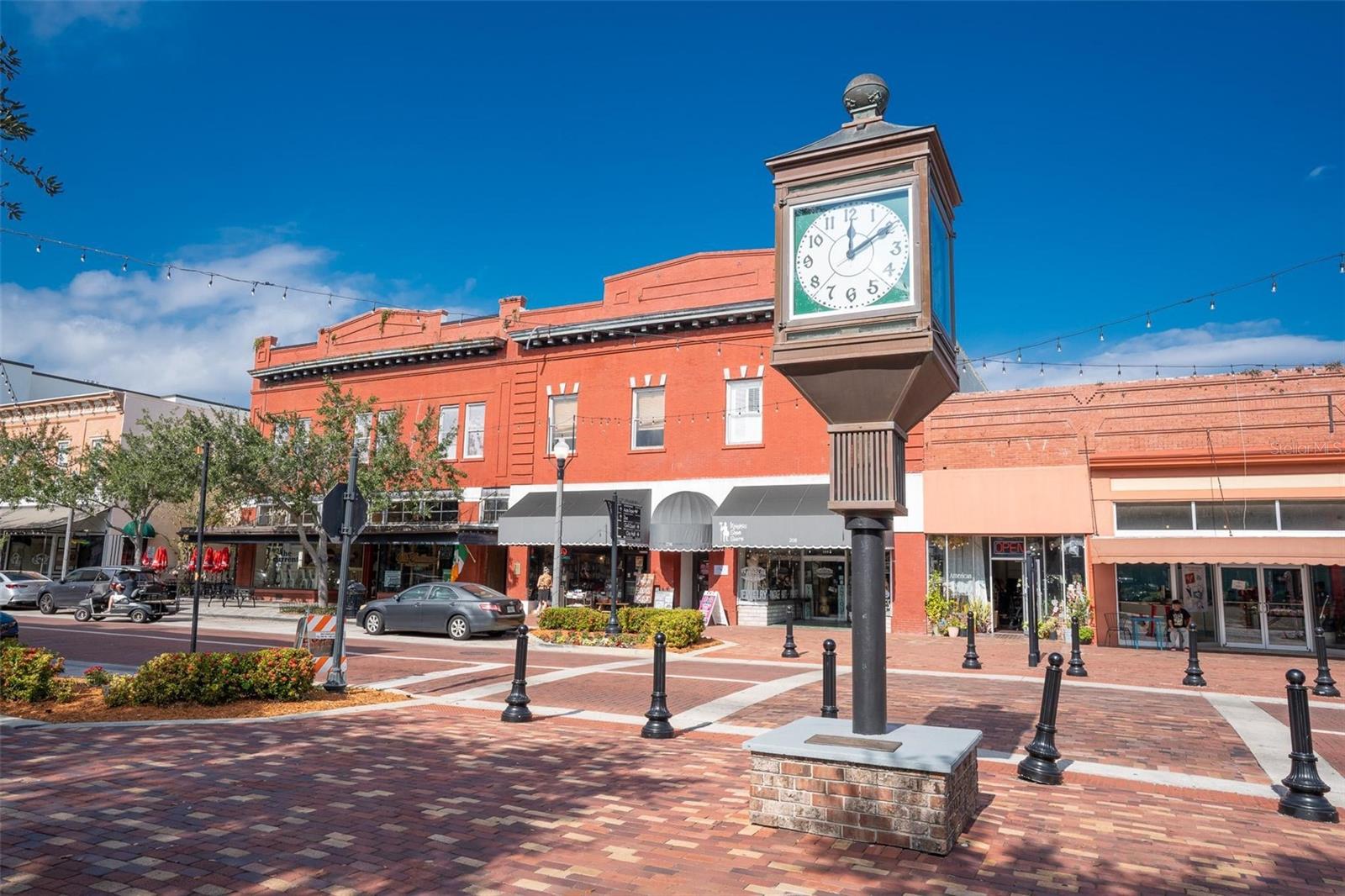 Image 57 of 62 For 225 Seminole Boulevard 208