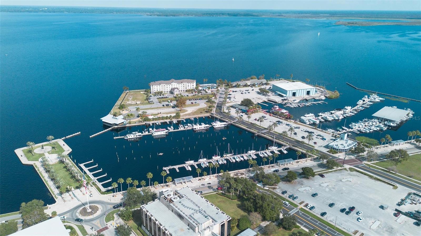 Image 6 of 62 For 225 Seminole Boulevard 208