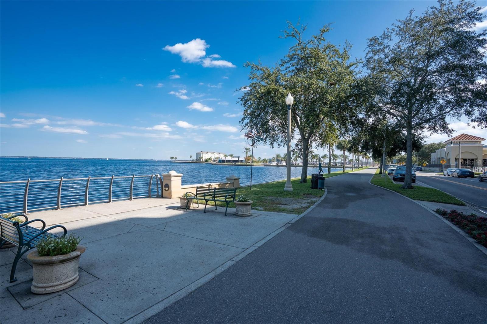 Image 8 of 62 For 225 Seminole Boulevard 208