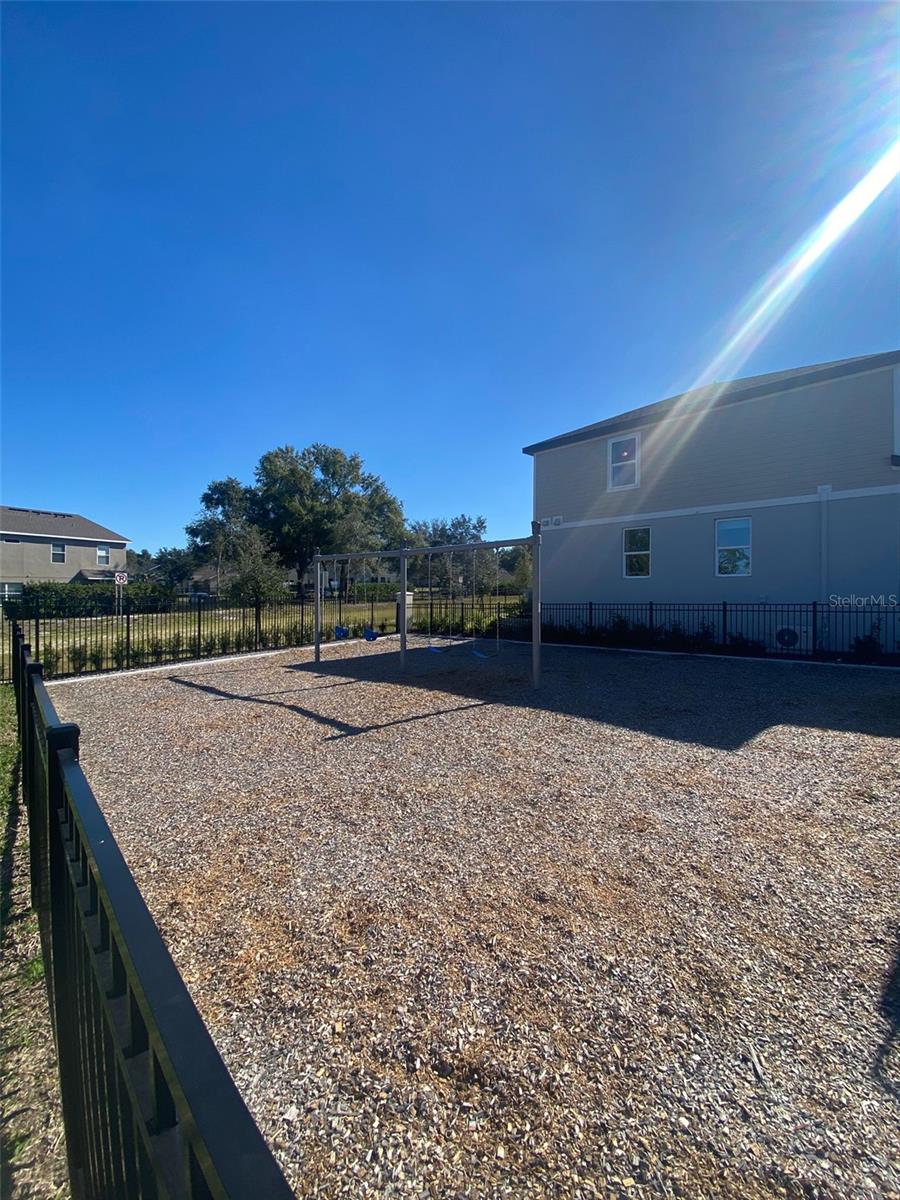 Image 17 of 17 For 2053 Milkweed Street