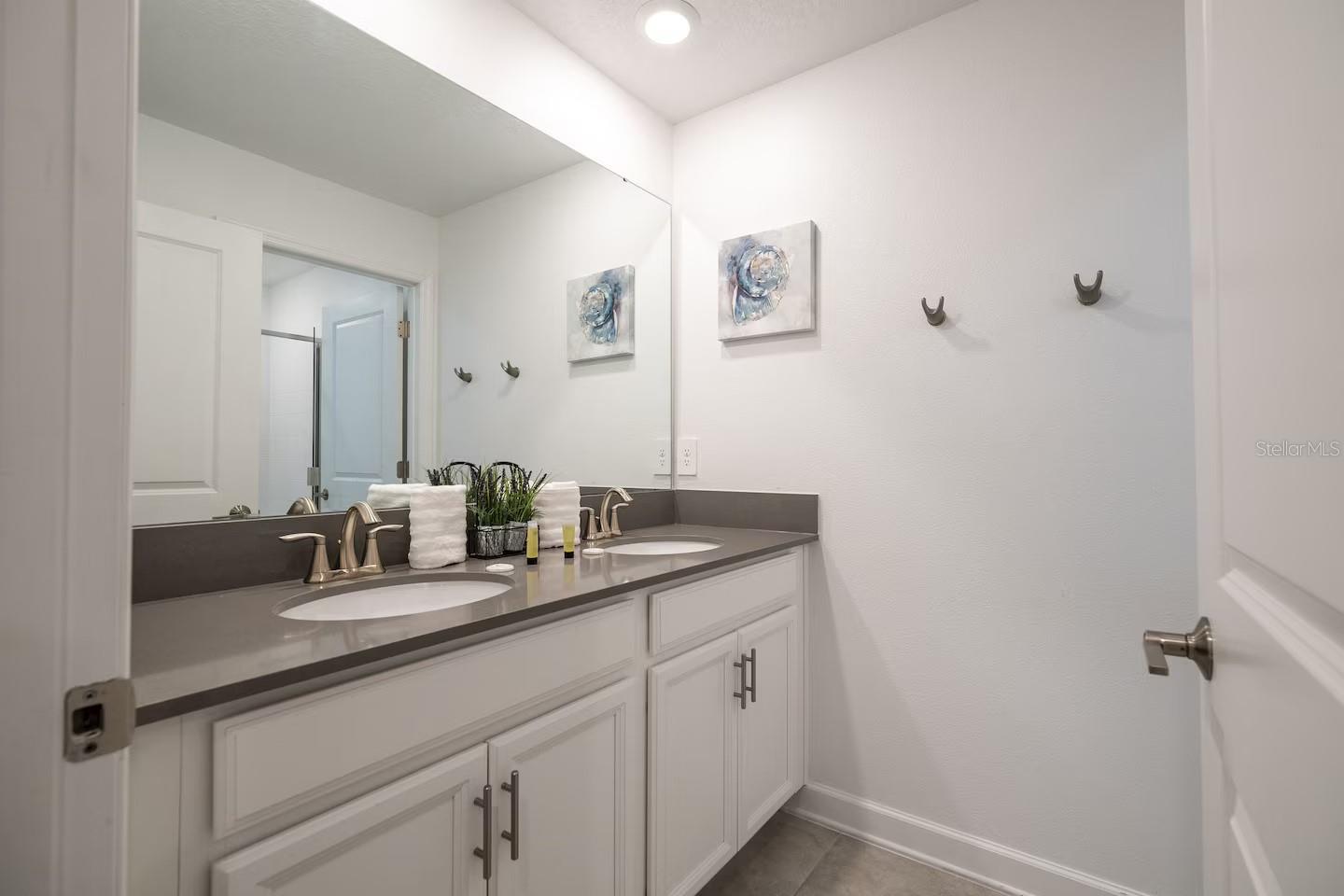 Image 28 of 71 For 1114 Kingsbarn Street 1114