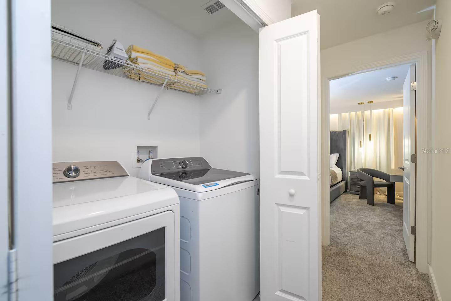 Image 43 of 71 For 1114 Kingsbarn Street 1114