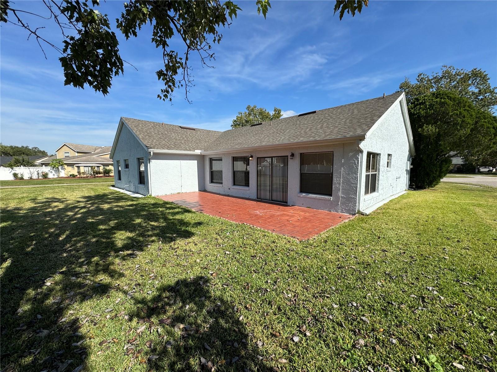 Image 18 of 19 For 2206 Fairmont Circle