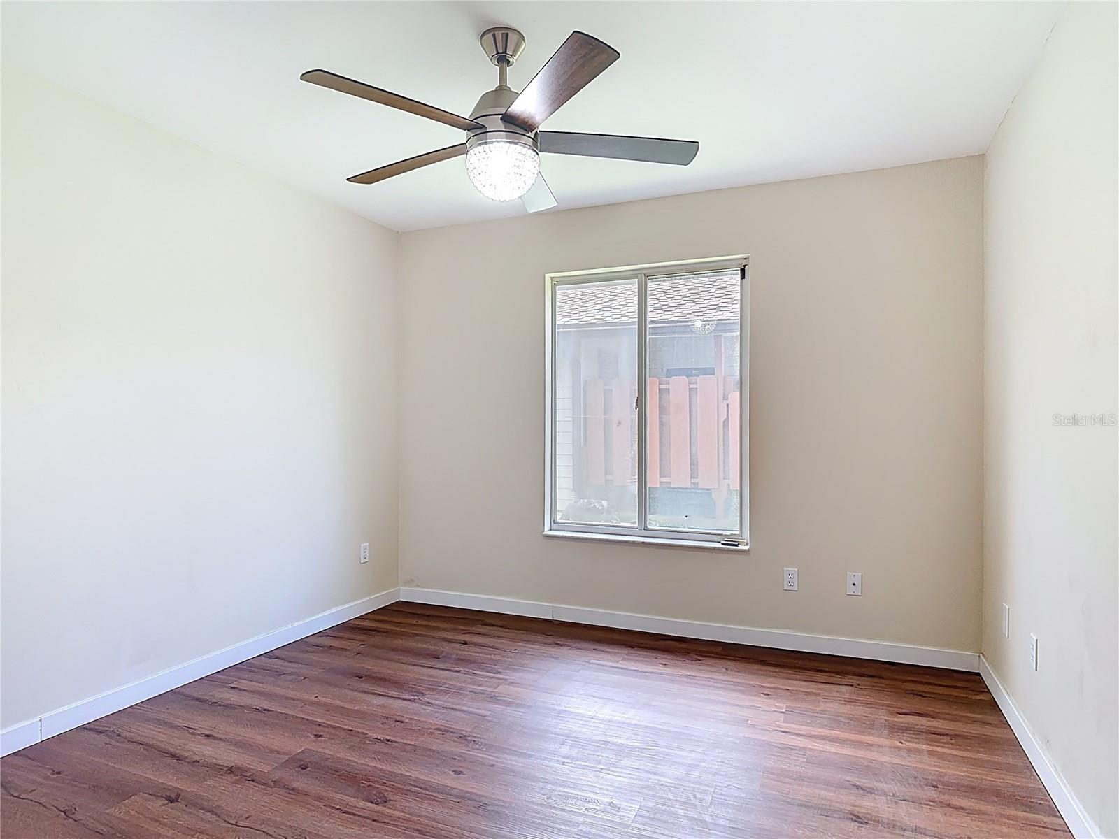 Image 22 of 54 For 289 Gull Drive S